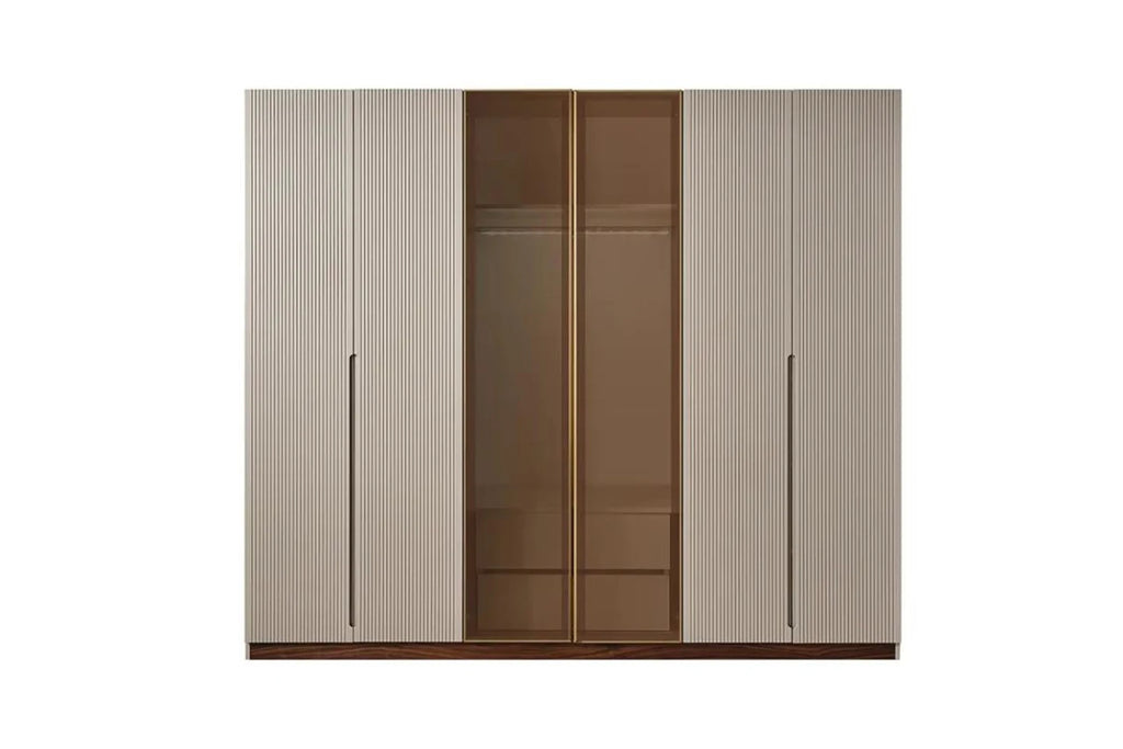 Ikon Kleiderschrank