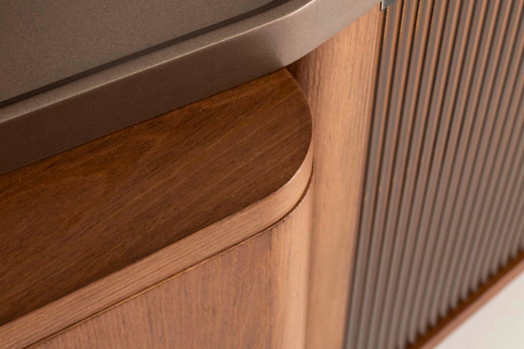 Statue Sideboard
