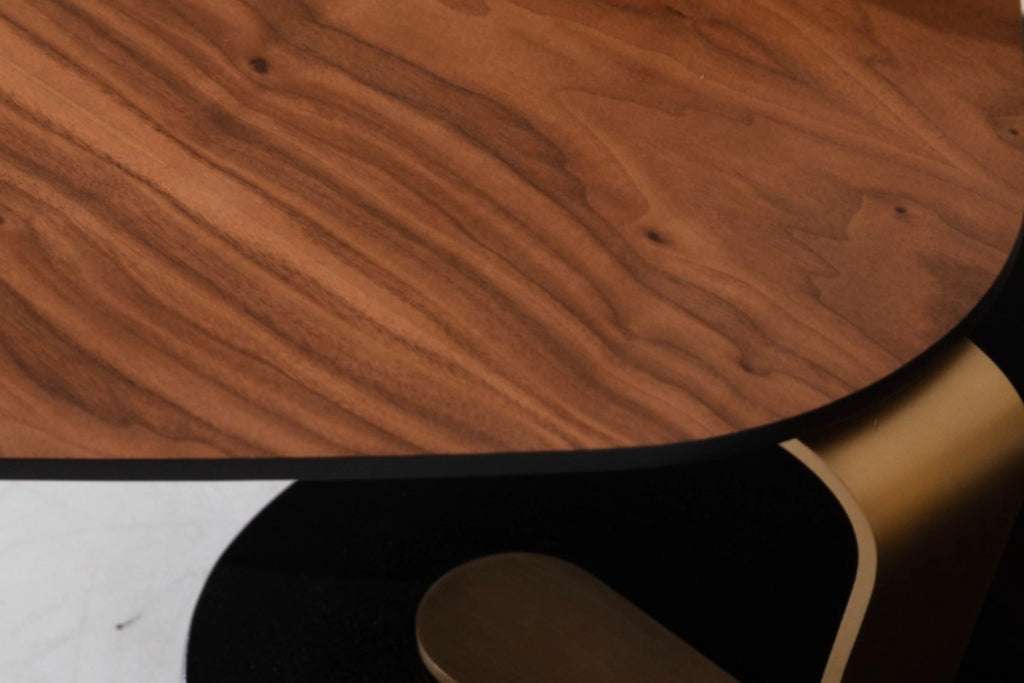 Bentley Nussbaum Couchtisch