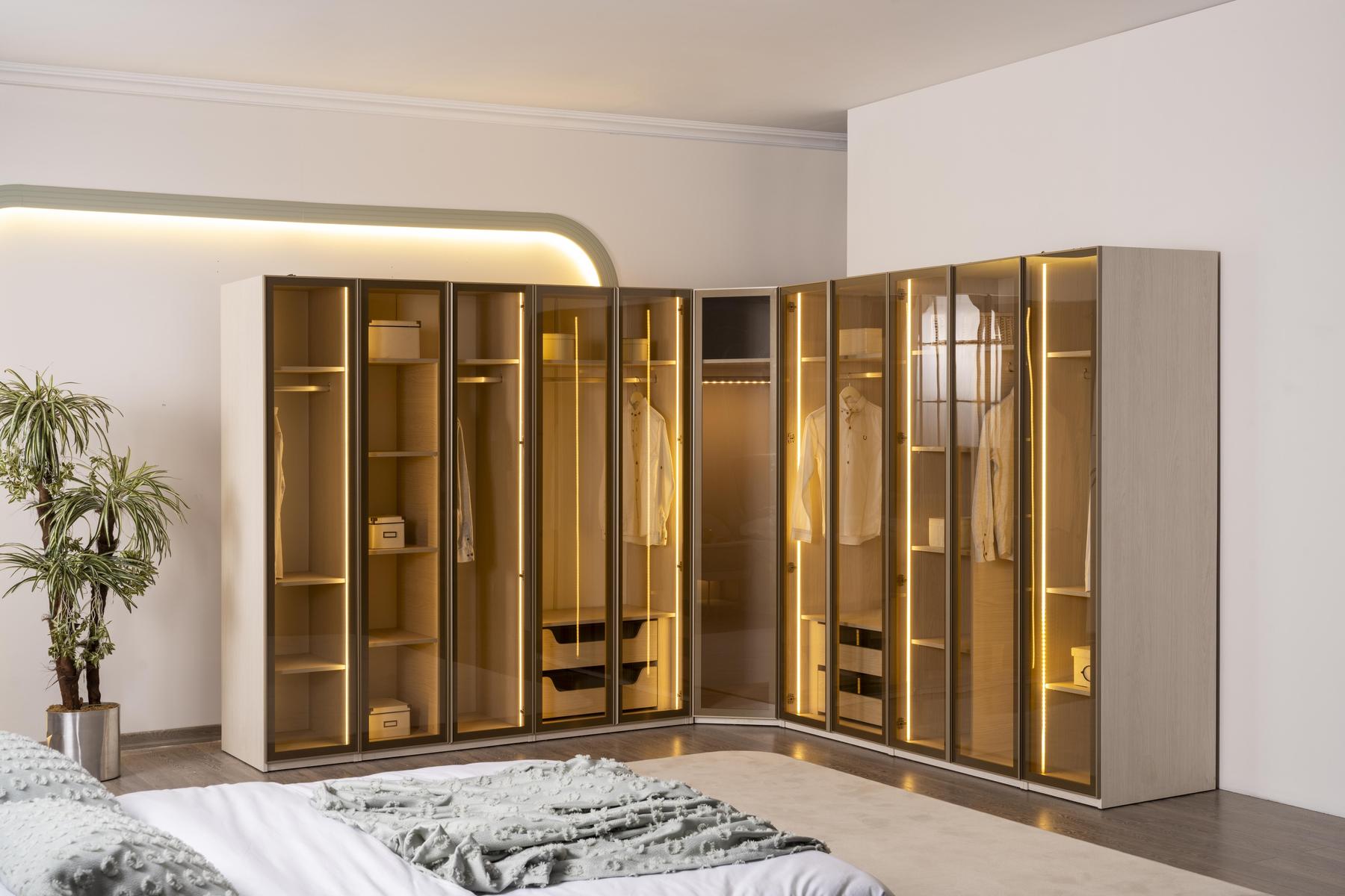 Karizma Schlafzimmer Set mit Eckkleiderschrank